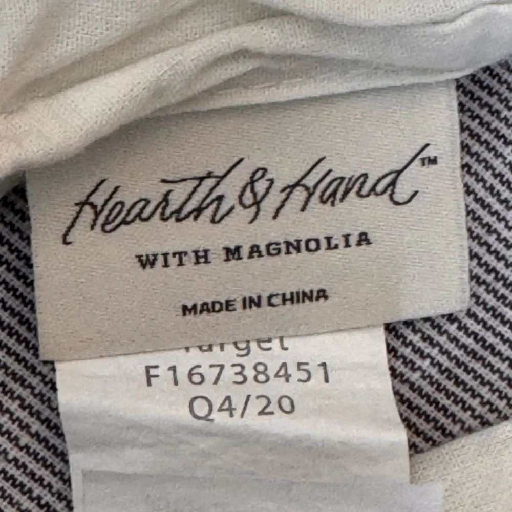 SINGLE Hearth & Hand Microstripe King Sham